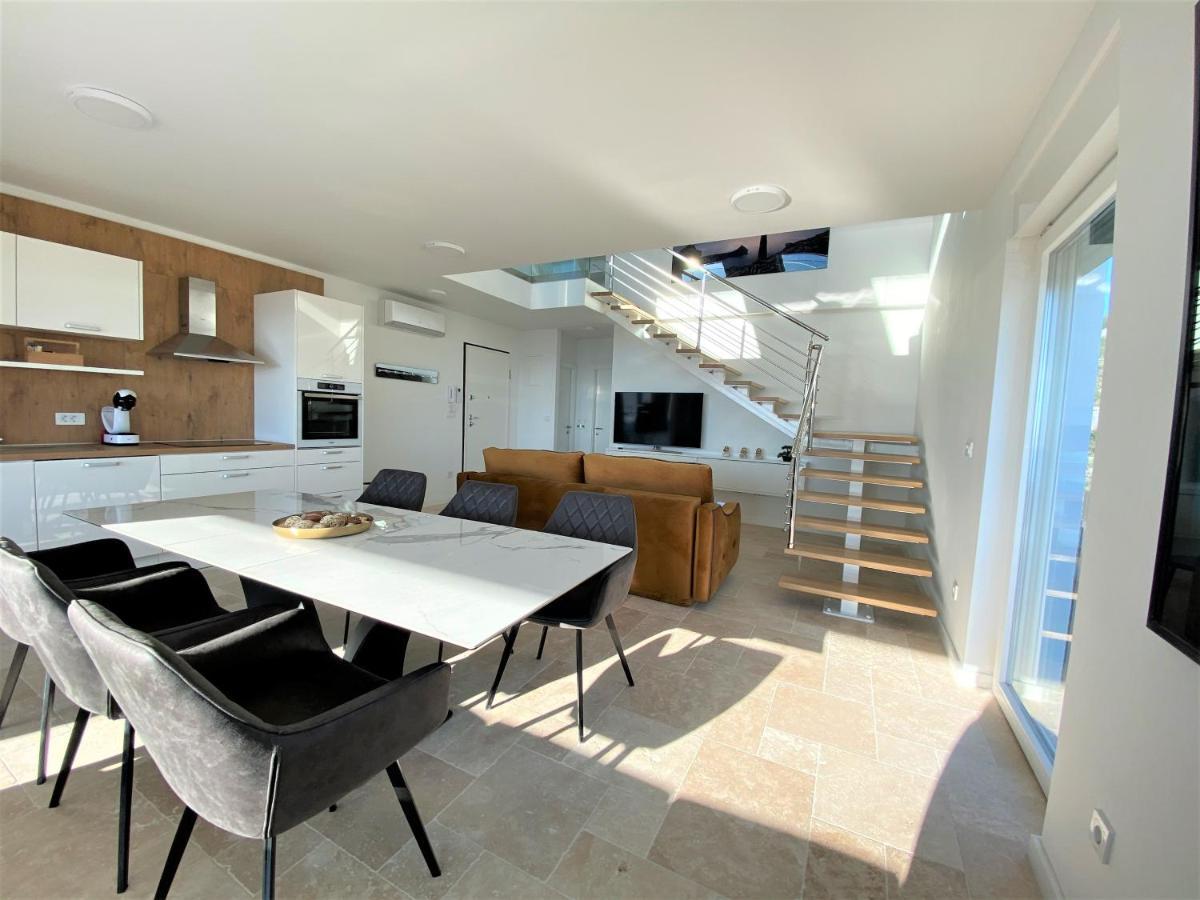 Villa M - Your business & holiday apartment in Šibenik Dış mekan fotoğraf