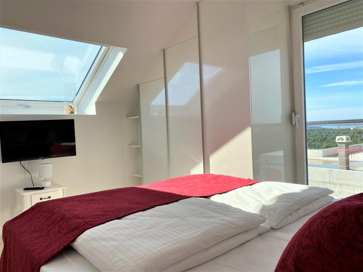 Villa M - Your business & holiday apartment in Šibenik Dış mekan fotoğraf