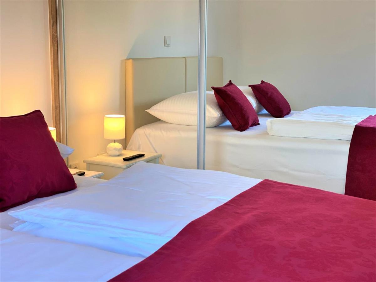 Villa M - Your business & holiday apartment in Šibenik Dış mekan fotoğraf