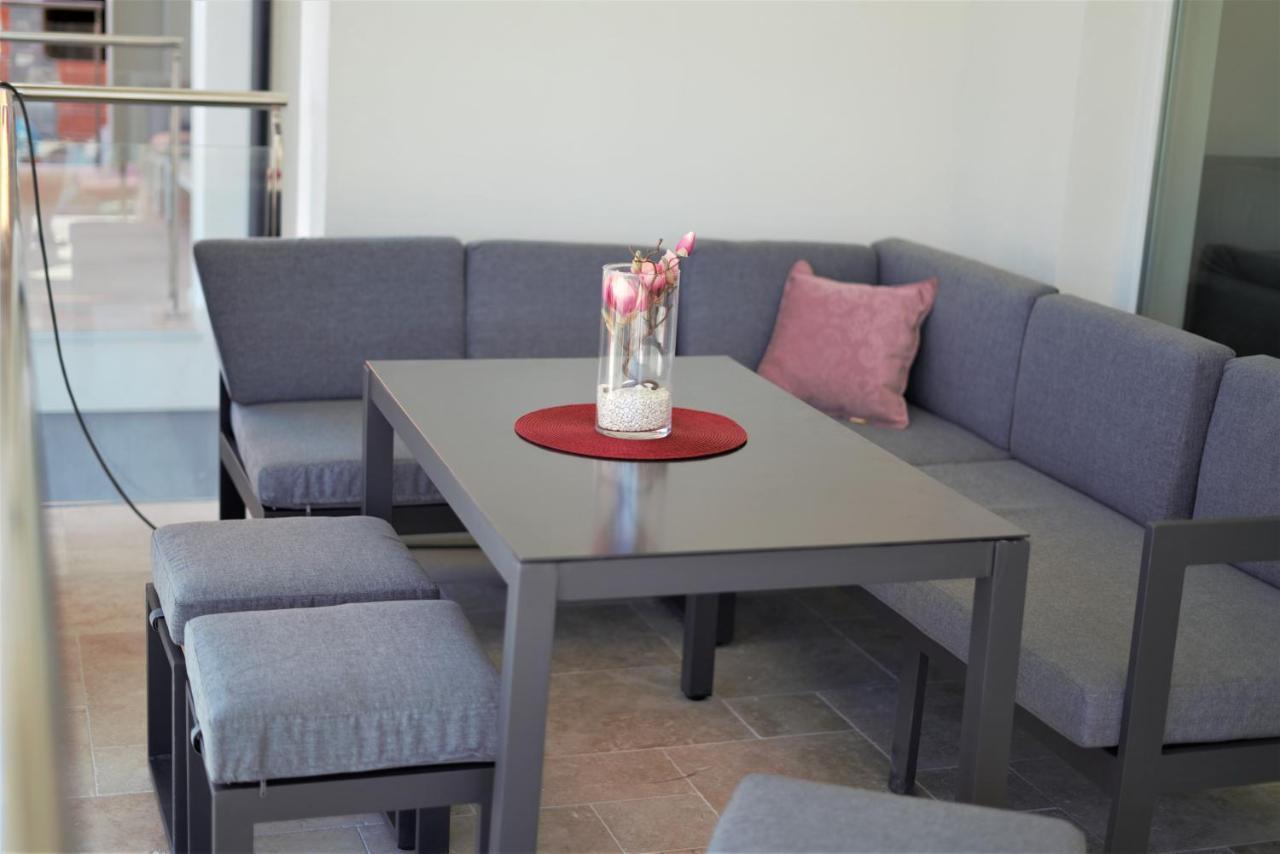 Villa M - Your business & holiday apartment in Šibenik Dış mekan fotoğraf