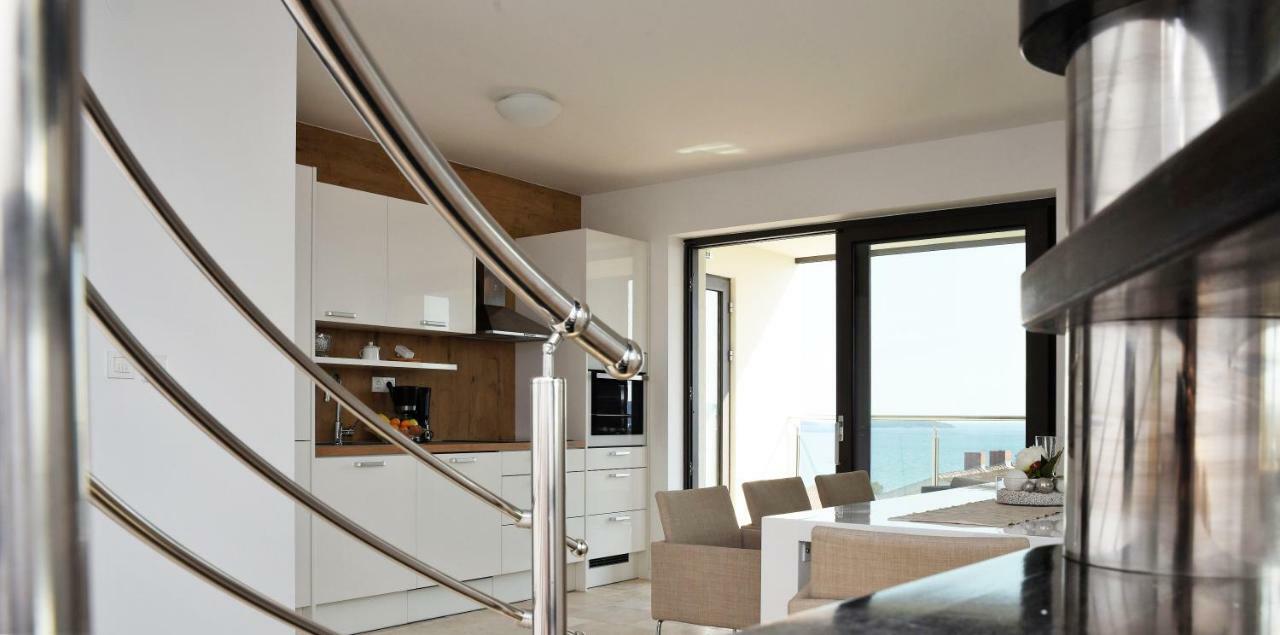 Villa M - Your business & holiday apartment in Šibenik Dış mekan fotoğraf