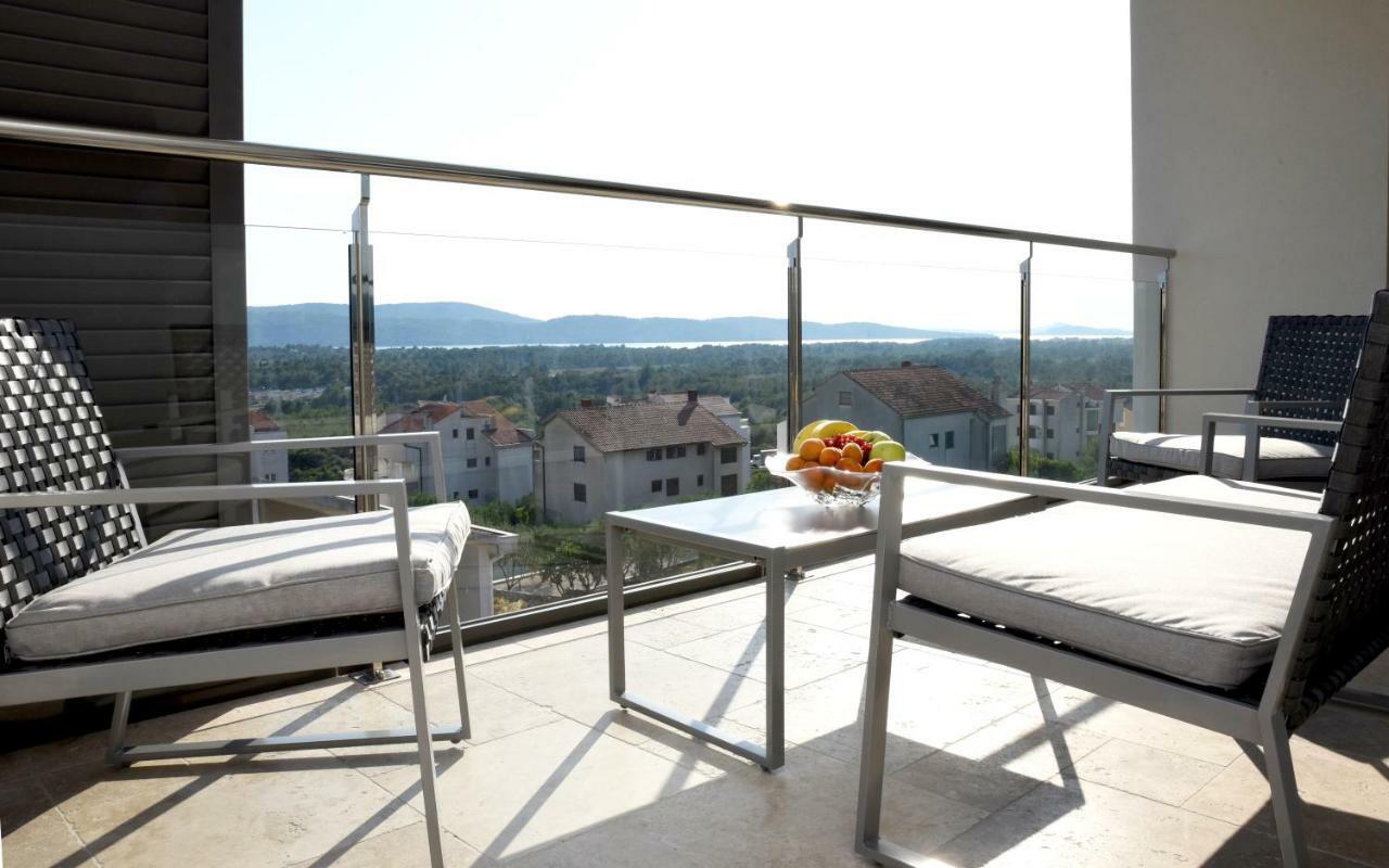 Villa M - Your business & holiday apartment in Šibenik Dış mekan fotoğraf